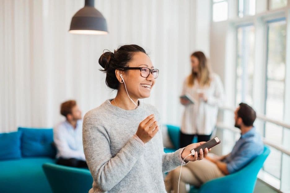 새로운 업무 환경에 맞게 업무 재정립: 2024년 HR 전망