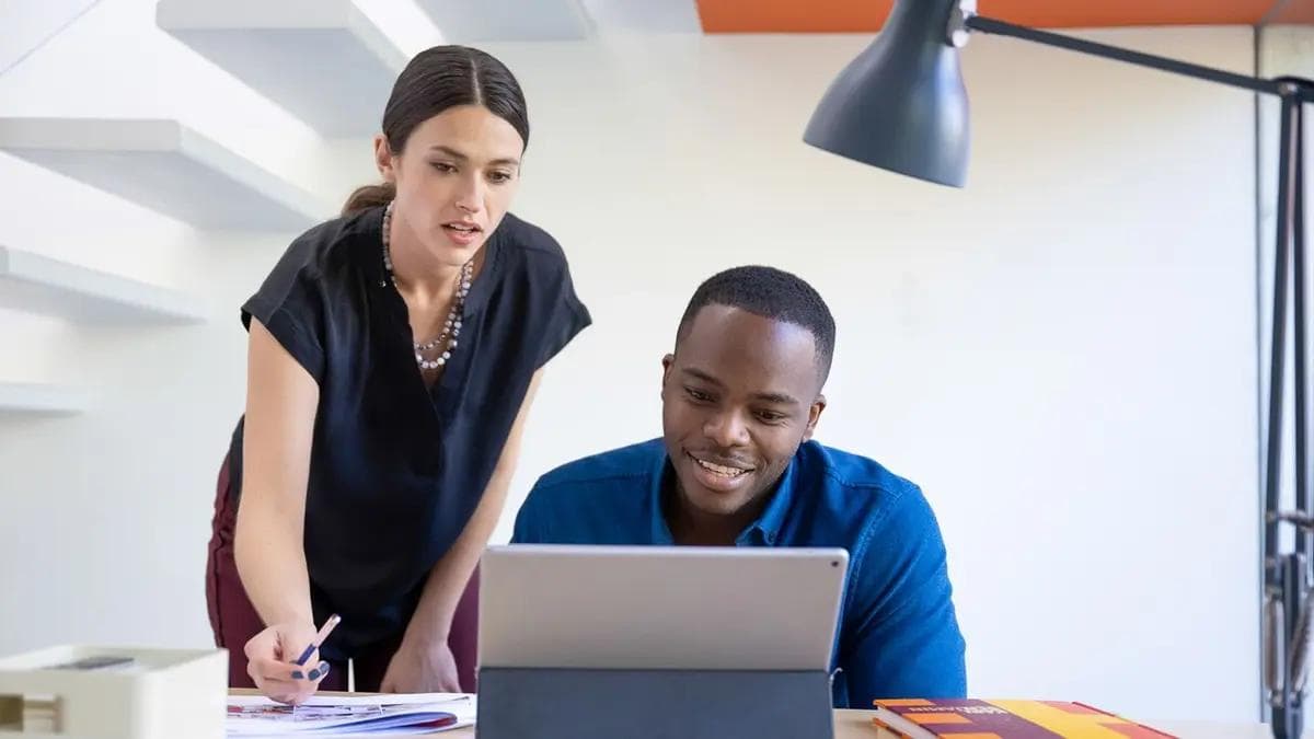 Tendencias anuales 2024: La economía mundial de las competencias